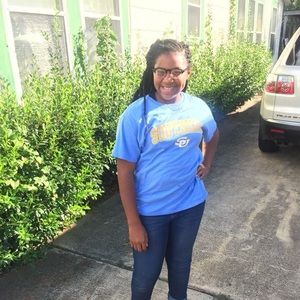 Meet your Posher, Avery